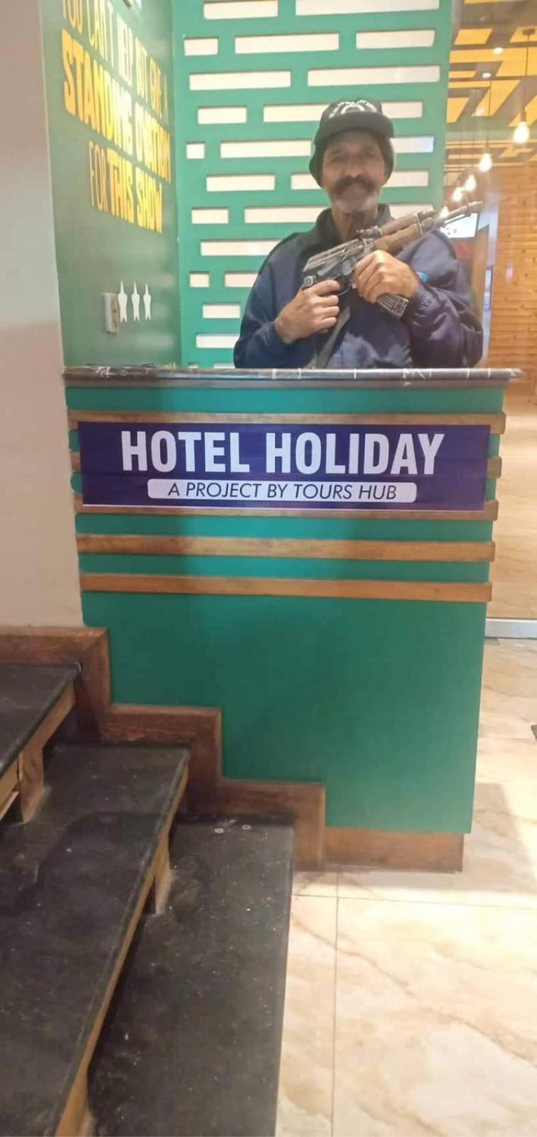 Hotel Holiday Lahore Exterior photo